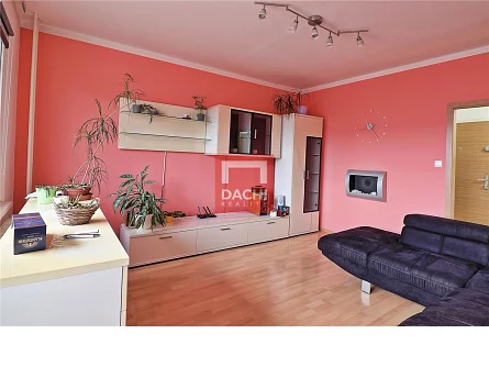 Prodej bytu 3+1 s lodžií v panelovém domě, Uničovská, Šternberk
