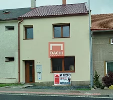 Prodej řadového rodinného domu po celkové rekonstrukci, v obci Buk, okr. Přerov