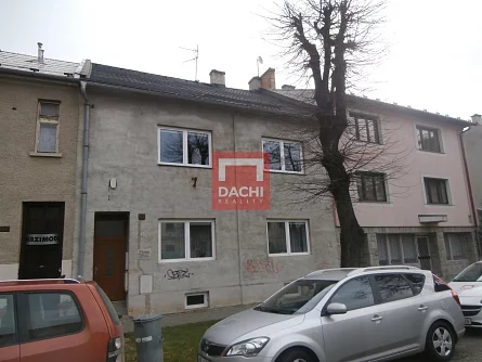 Pronájem nezařízeného bytu 1+1 v RD, Jihoslovanská, Olomouc