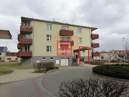 Pronájem cihlového bytu 1+kk s balkónem, 38 m² v Olomouci, ul. J. Beka